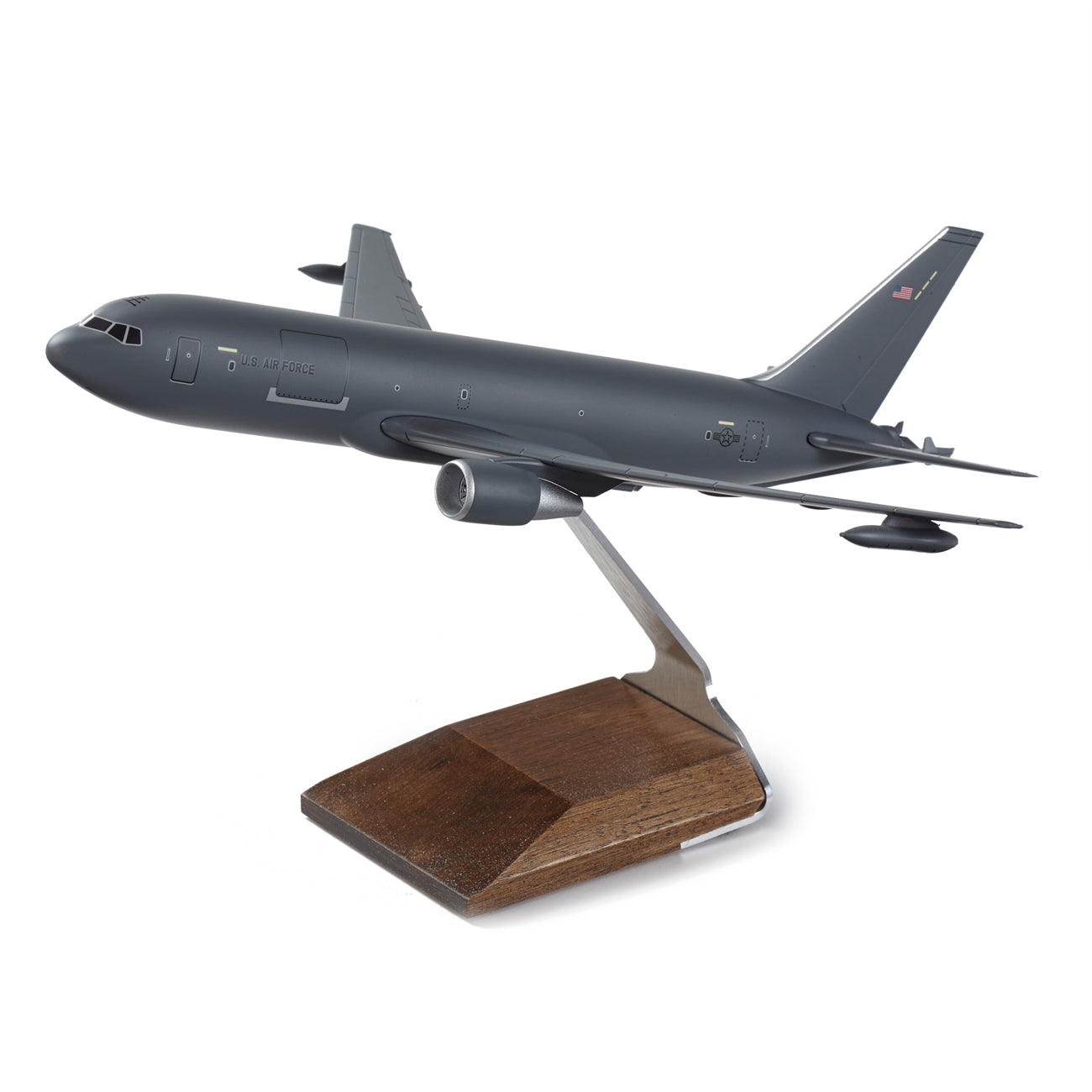 Boeing KC-46 Pegasus Tanker Plastic 1:144 Model – The Boeing Store