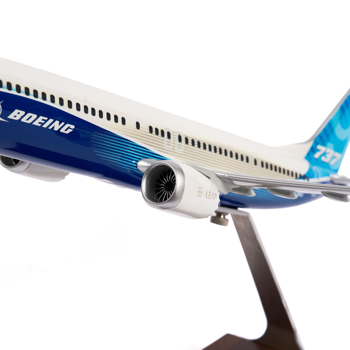 Boeing Unified 737 MAX 9 1:100 Model – The Boeing Store