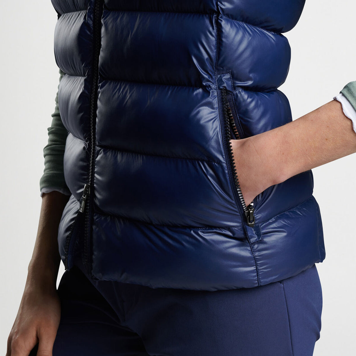 Peter Millar Boeing Women's Chiron Hooded Vest – The Boeing