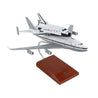 Boeing B-747 With Shuttle 1:200 Endeavour Model